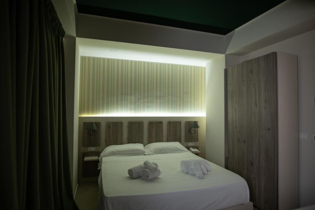 Hotel Cliche Сан-Лючидо Экстерьер фото